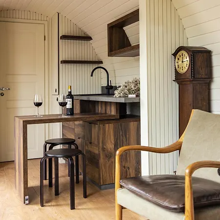 The Forest At Mount Congreve Gardens Ferienpark