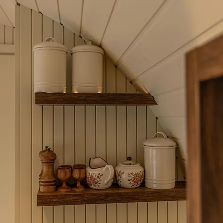 The Forest At Mount Congreve Gardens Ferienpark *