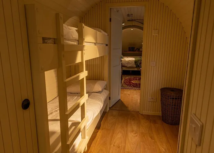 The Forest At Mount Congreve Gardens База отдыха