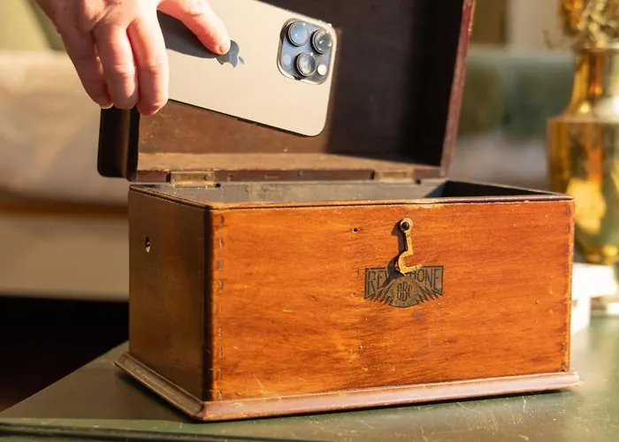 База отдыха The Forest At Mount Congreve Gardens