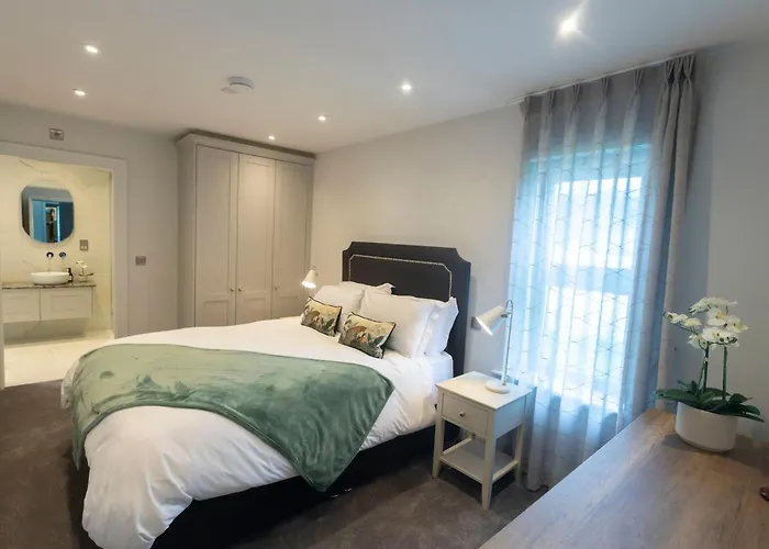 The Forest At Mount Congreve Gardens База отдыха